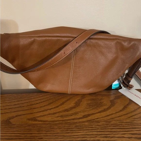 Lucky Brand Brown “Feyy” convertible crossbody/fanny pack leather bag NWT - Picture 7 of 8